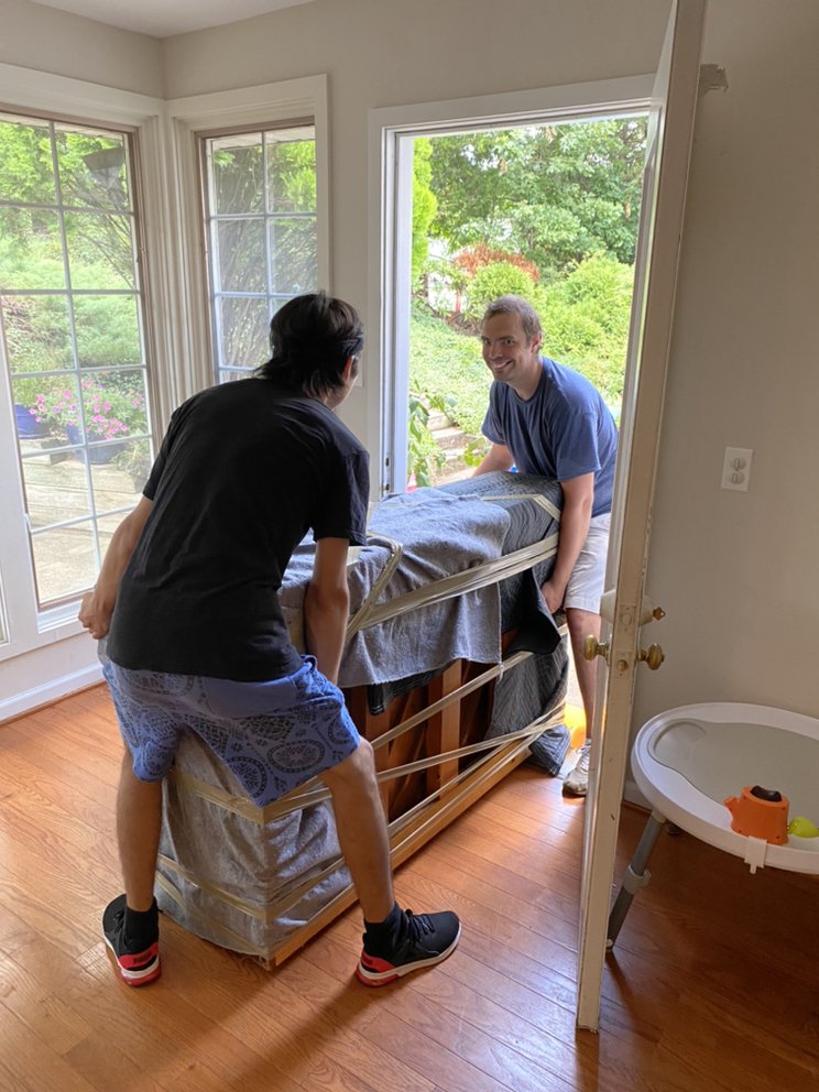 AT Movers professional movers on-site