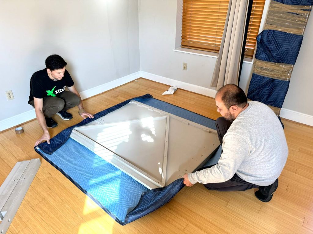 Do Movers Disassemble Furniture?